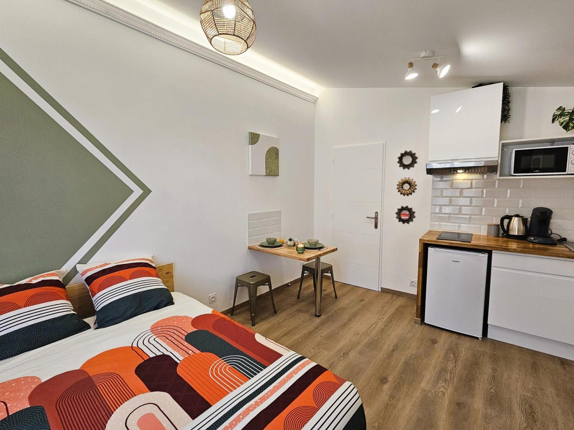 Tout Confort ! Ville, Climatisation, Parking, Wifi, Calme, Tv Carcassonne Ngoại thất bức ảnh