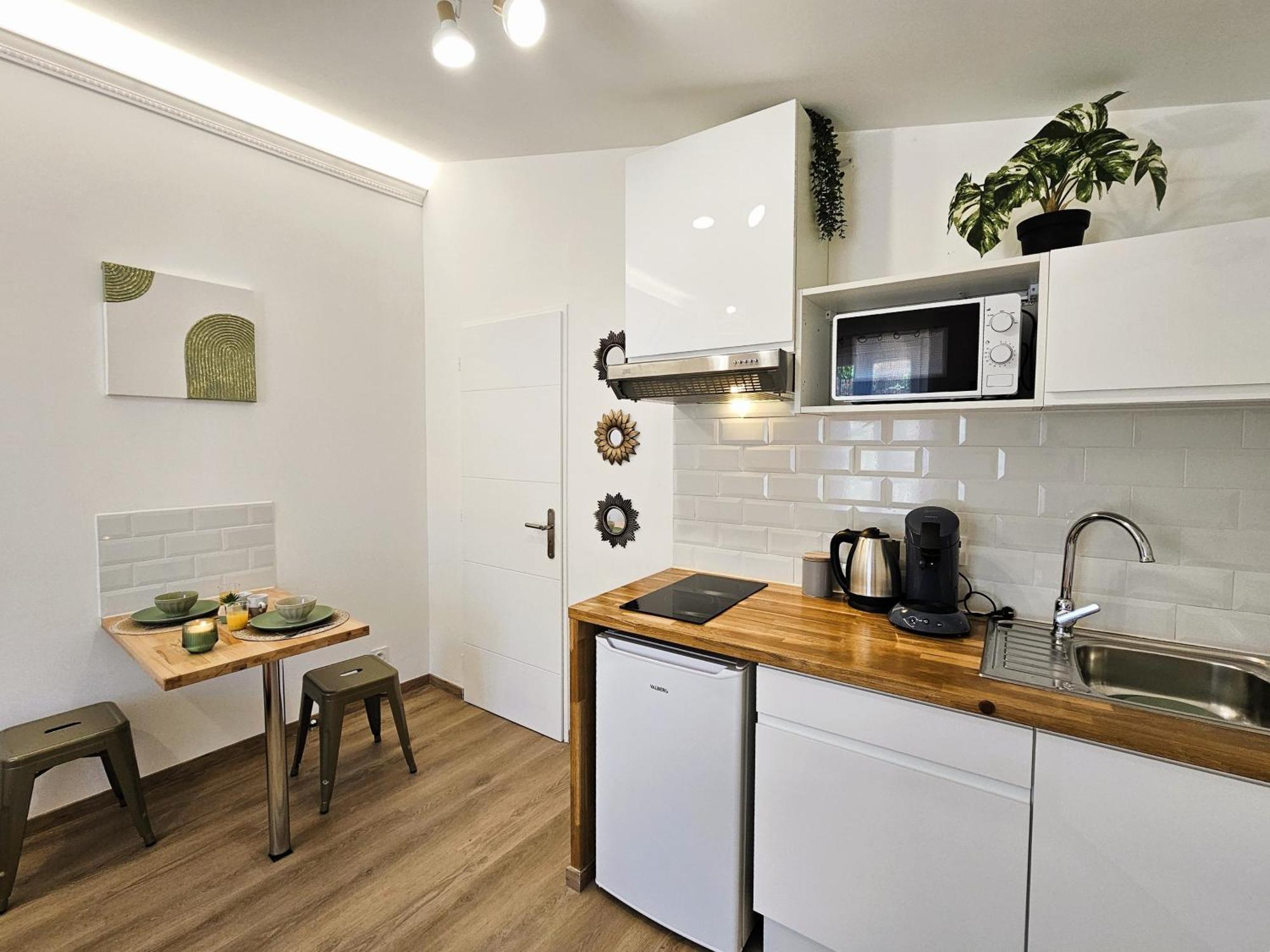 Tout Confort ! Ville, Climatisation, Parking, Wifi, Calme, Tv Carcassonne Ngoại thất bức ảnh